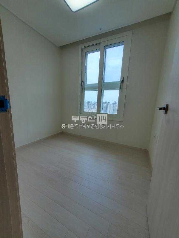 부동산 빅데이터, 부동산114 [부동산114] [오피스텔] 메트로폴스위트 1동 매매 희망가격 39,000만원