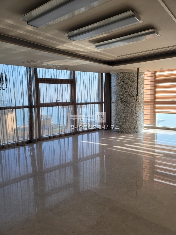 부동산 빅데이터, 부동산114 [부동산114] [아파트] 두산위브더제니스 102동 전세 희망가격 120,000만원